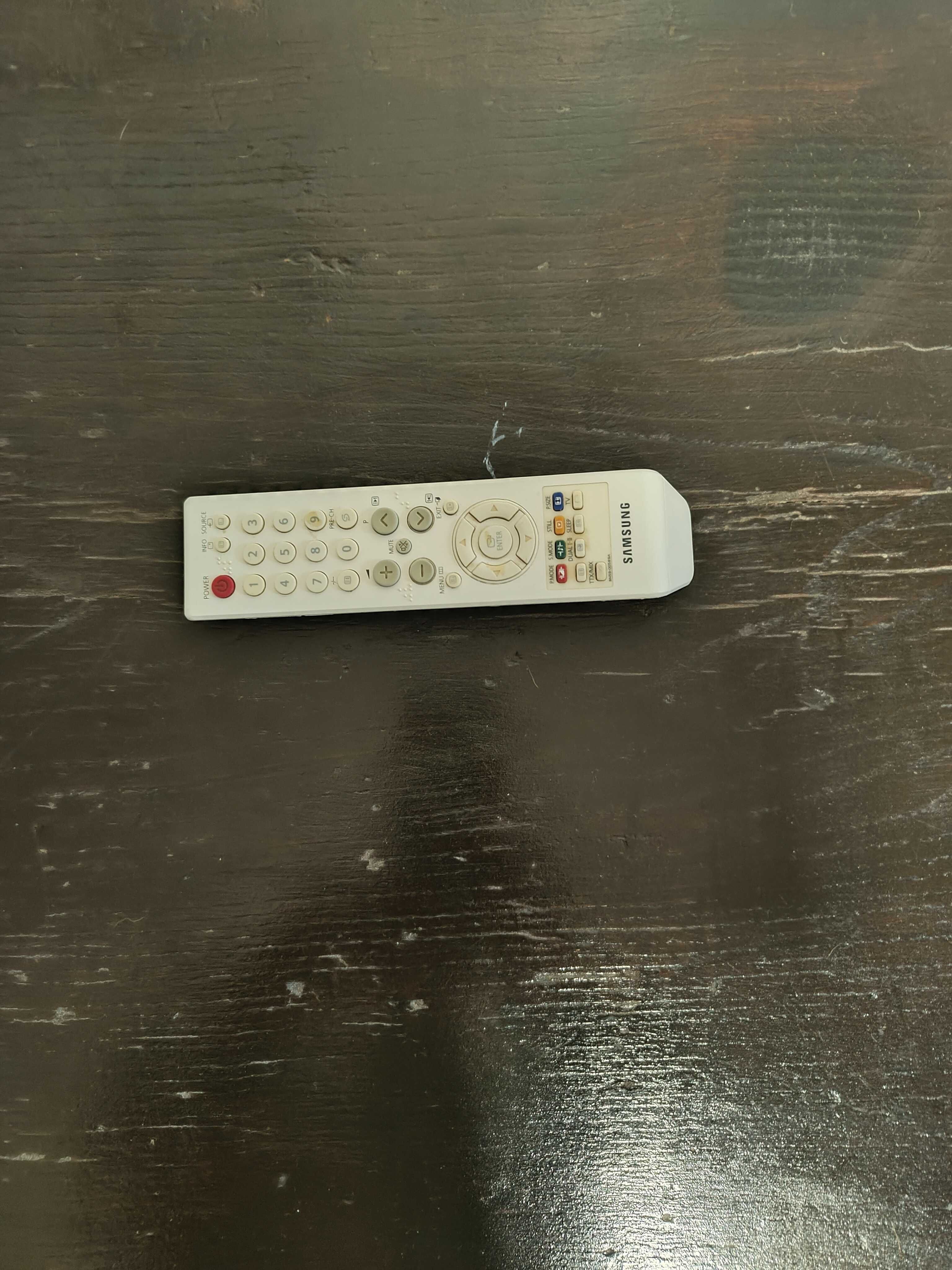 Vendo TV usada com 60 cm de diametro