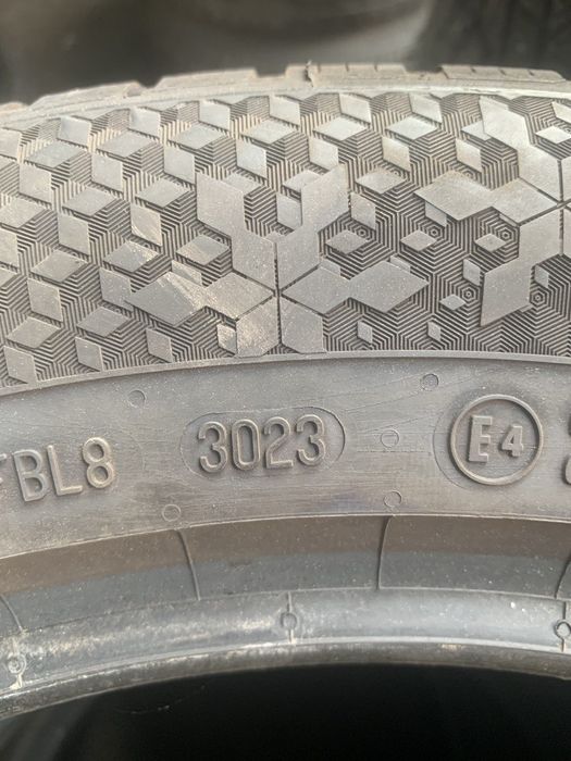 Continental TS 870 P 235/55 R18 H — зимові шини 2023 року, як нові
