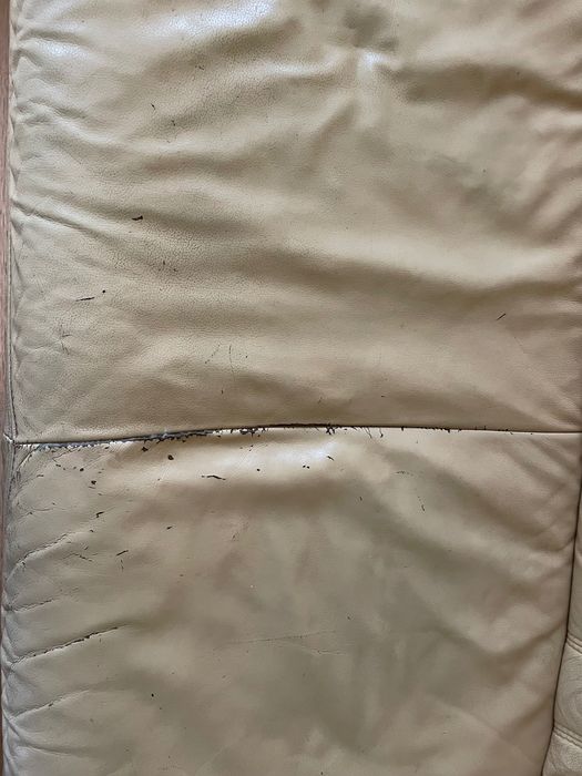 Narożnik ze skóry + puf