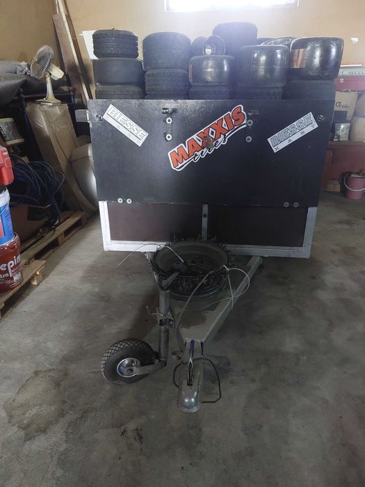 Kart Biesse com reboque
