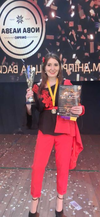 Уроки ВОКАЛУ для ДОРОСЛИХ та ДІТЕЙ  (офлайн та онлайн).