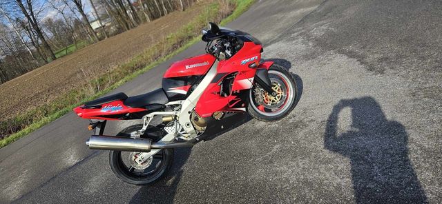 Kawasaki ninja ZX9R