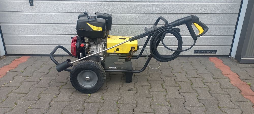 Karcher HD 1050 b spalinowa