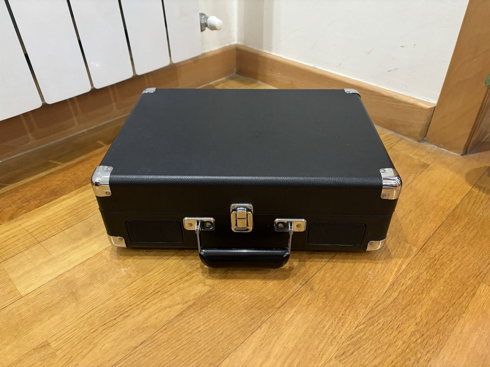 Crosley Cruiser Deluxe Gira-discos Preto