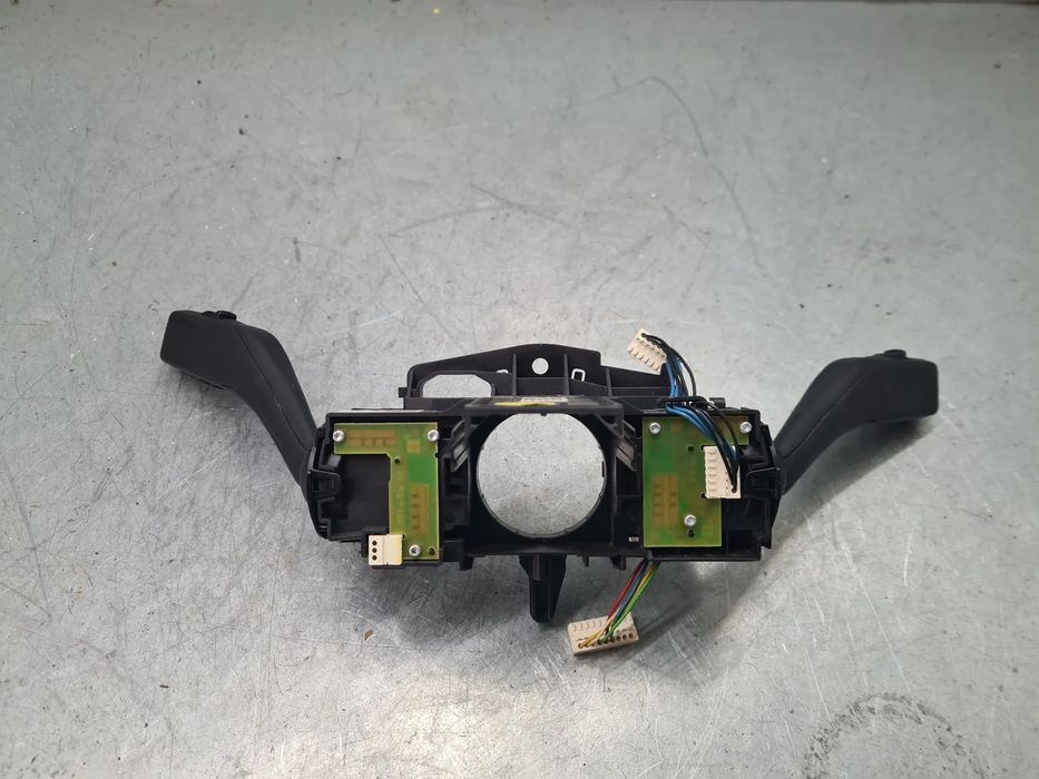 Conjunto / manetes de luzes e limpa vidros VOLKSWAGEN Golf VI (5K1)