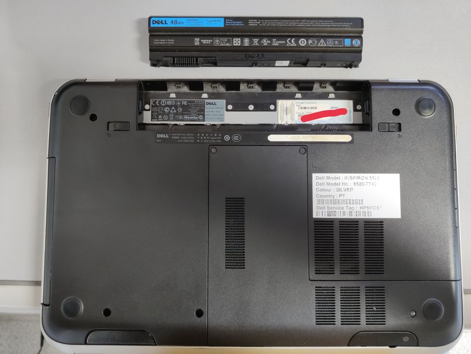 Portátil Dell Inspiron 5520