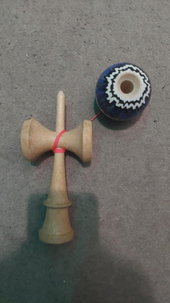 Kendama Krom Plasticity Umbra