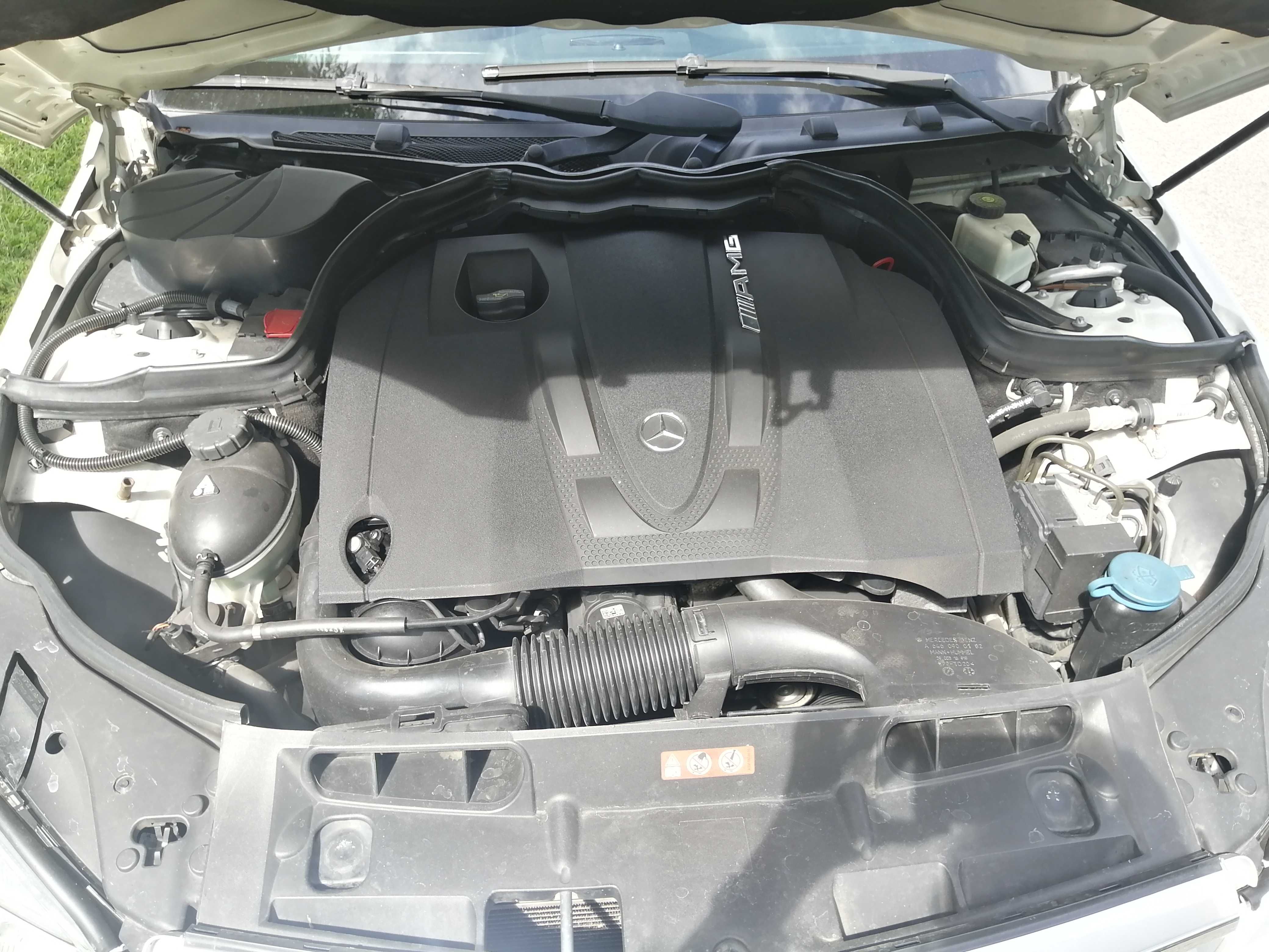 Mercedes-Benz C220 - Pack Full AMG