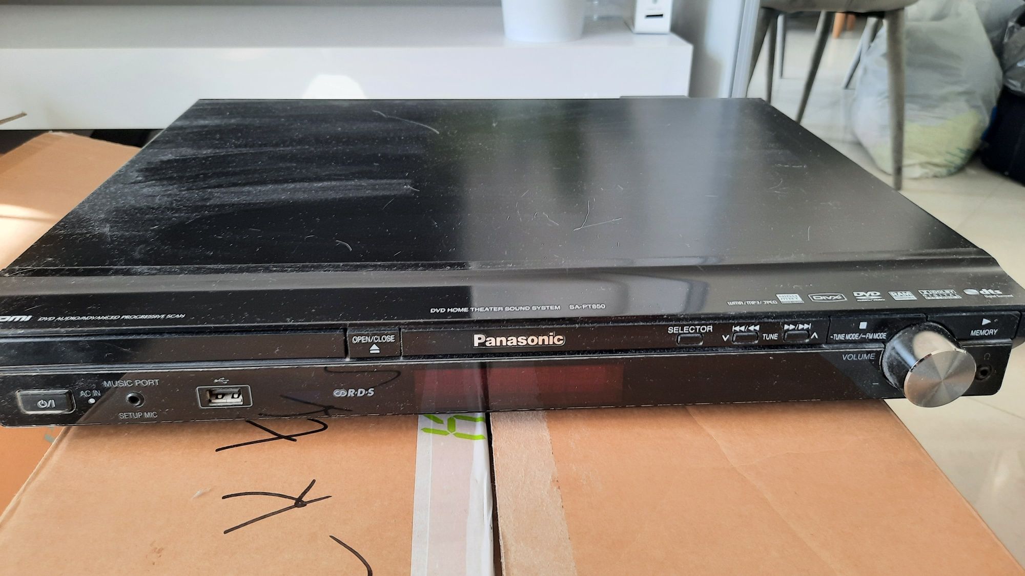 Kino domowe Panasonic PT-850