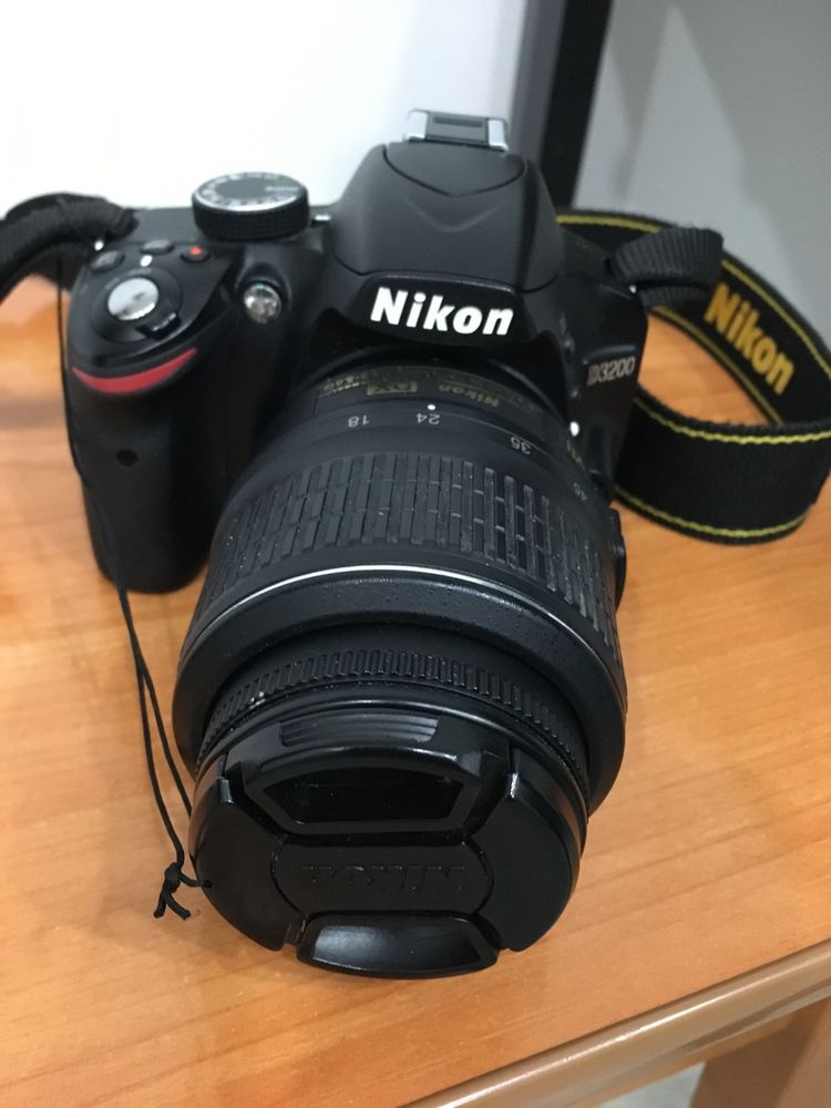 Nikon D3200 зеркало в хорошем сост