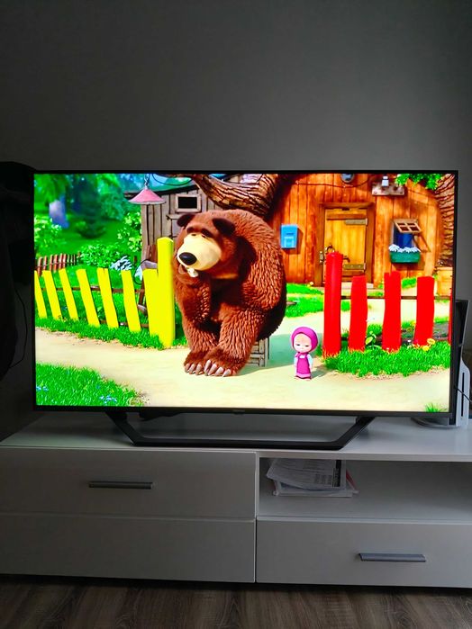 Sprzedam telewizor 50 Qled 4K Smart TV