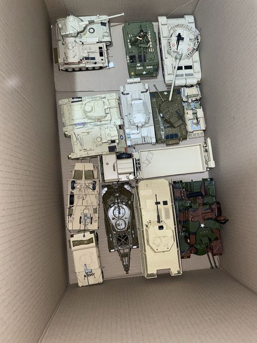 Моделі військової техніки 1:35 продам