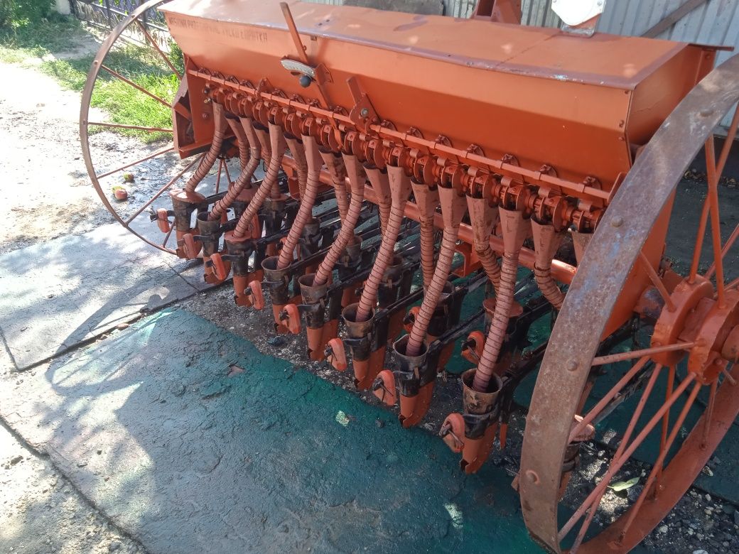 Сівалка зернова для Т 25 міні тракторів