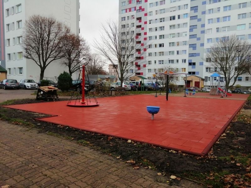 Płyty gumowe na prywatny plac zabaw, bardzo dobra cena, atest PZH