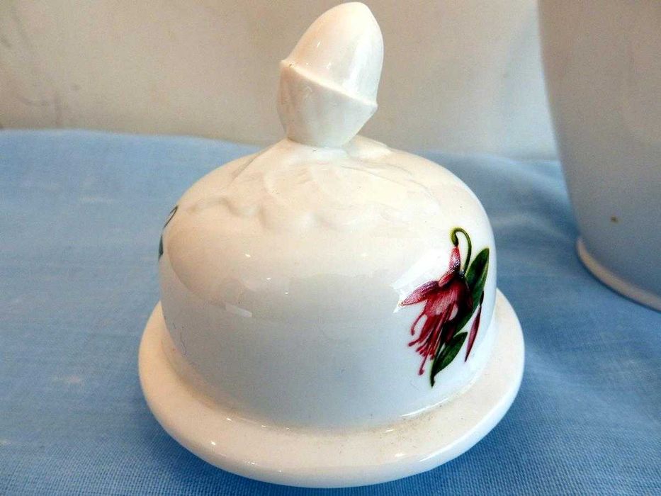 Dekoracyjny pojemnik na bibeloty - Porcelana Aynsley – Chelsea