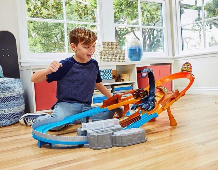 Hot Wheels Monster Trucks Scorpion sting трек Жало Скорпіона