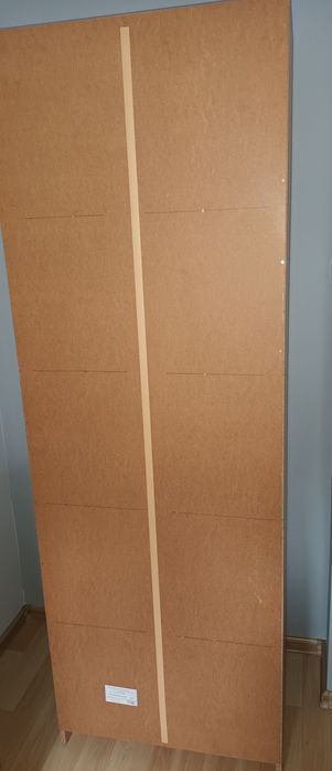 Szafa Wolnostojąca z 4 drzwiami i 1 półka bez zabudowy