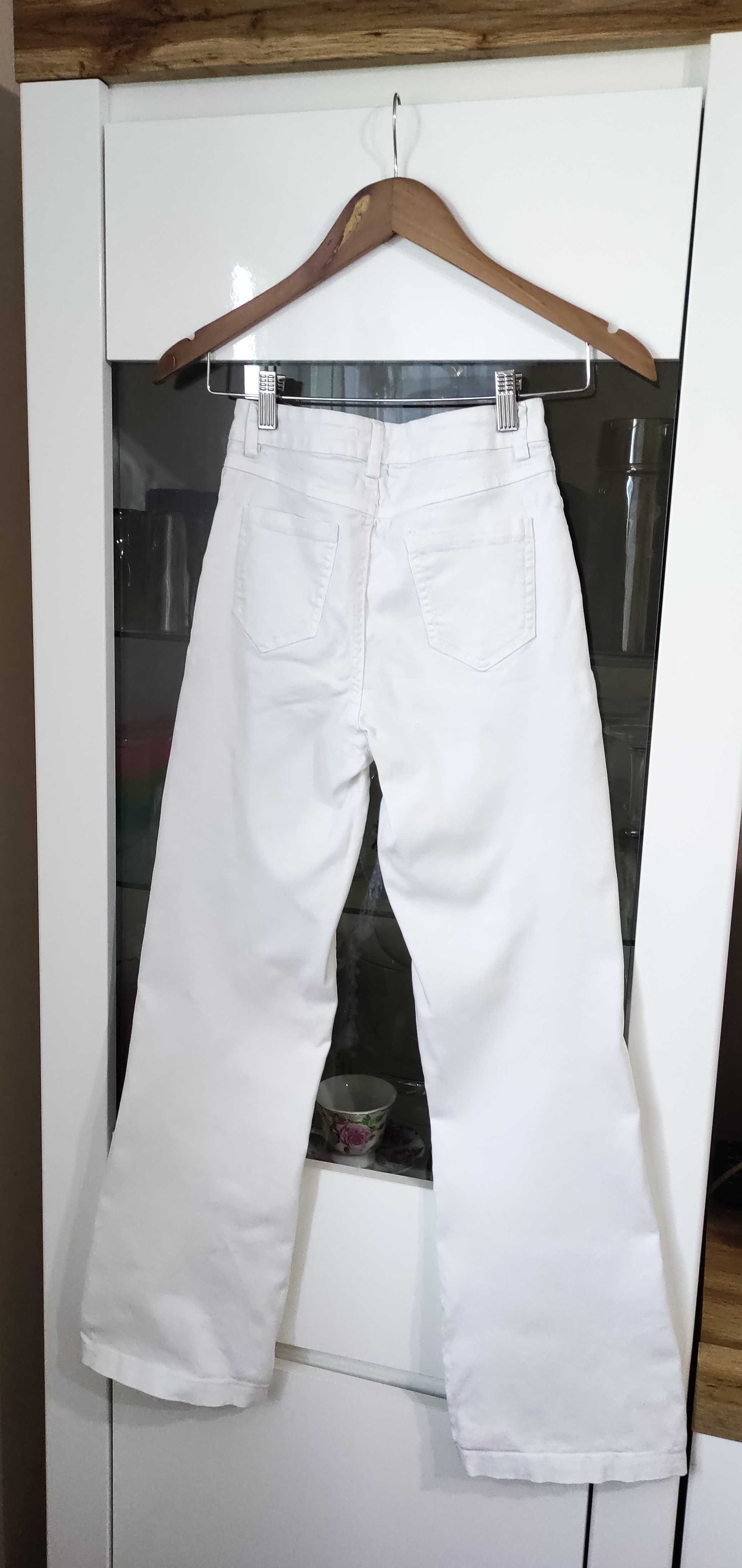 Spodnie jeansy białe z wysokim stanem  baggy proste luźne Design by Si