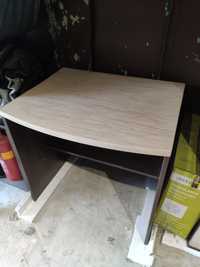 Mały Stolik lub biurko