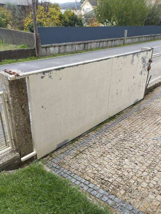 Portão em ferro maciço