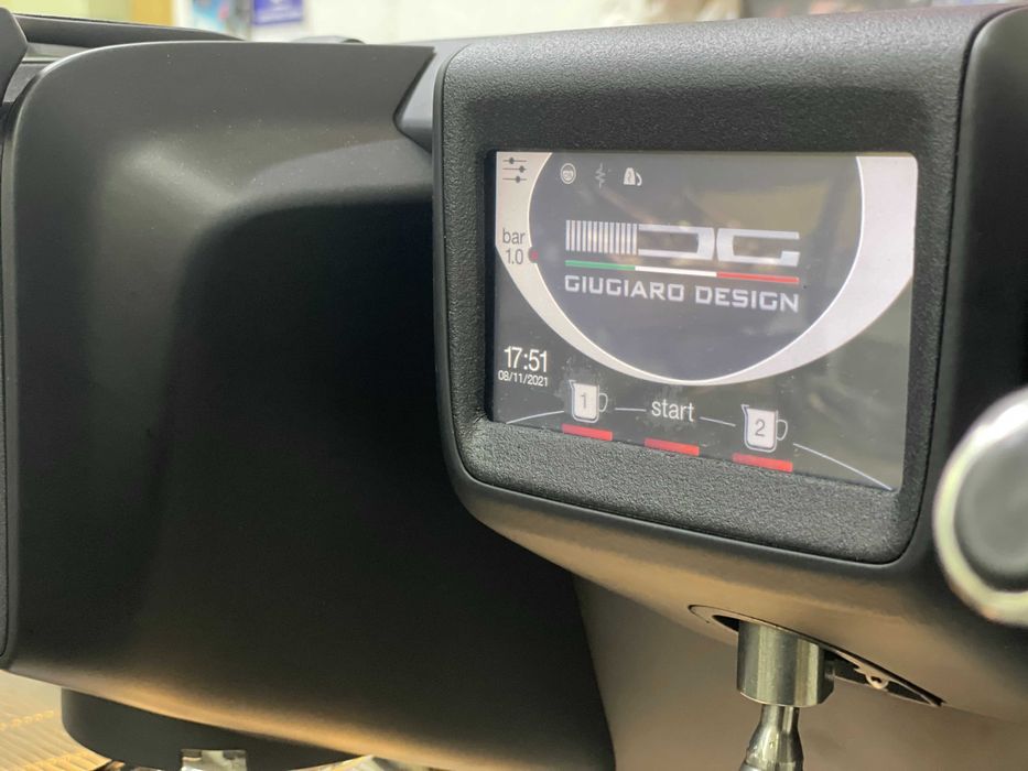 Кофемашина профессиональная Faema E71 Total Black