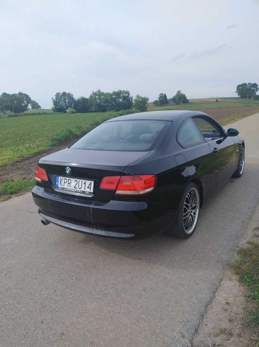 BMW 320i e92 coupe