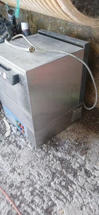 Máquina de café e Máquina de lavar chavenas
