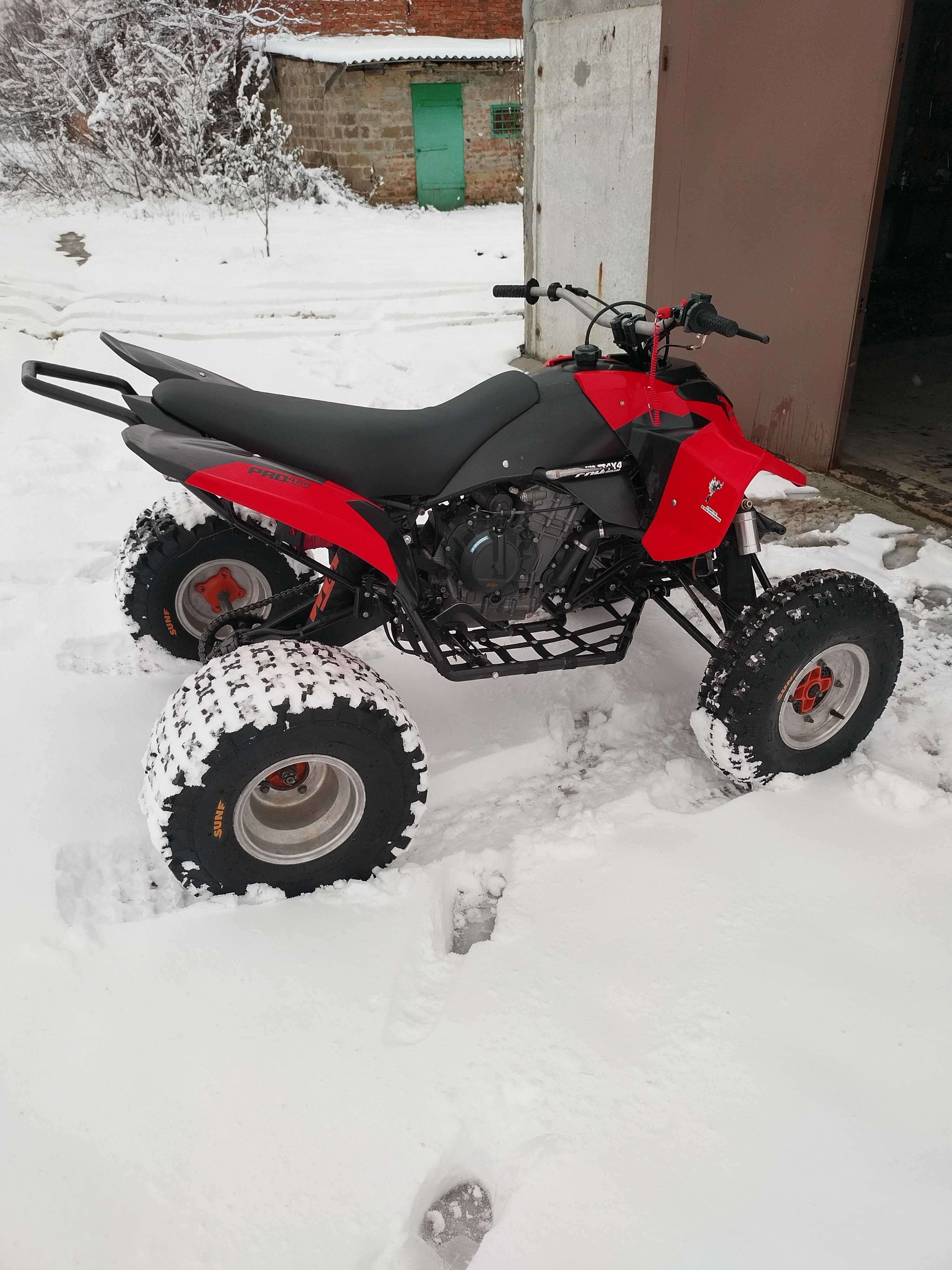 Квадроцикл Polaris Predator 890