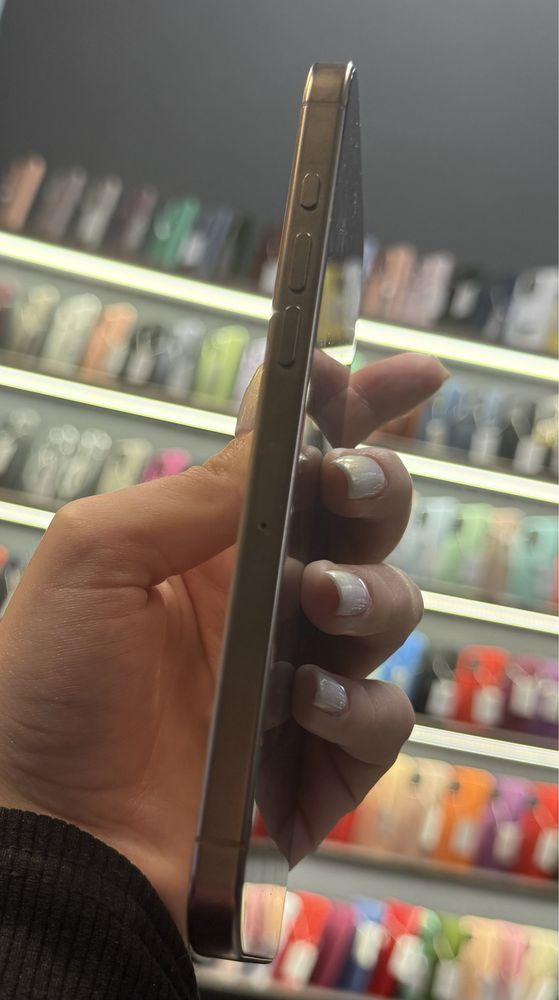 Iphone 16 Pro Max Nano-SIM + eSIM Б/У