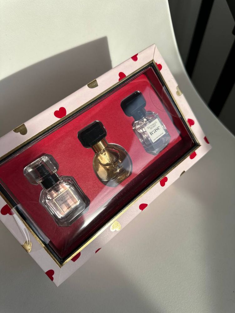 НАБІР ПАРФУМІВ victoria's secret deluxe mini fragrance trio
