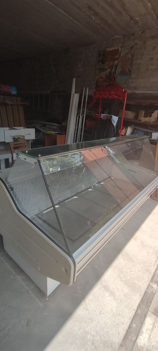 Морозильна вітрина