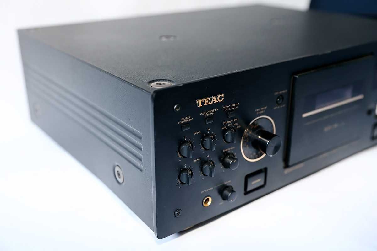 Magnetofon kasetowy Teac V-8030S