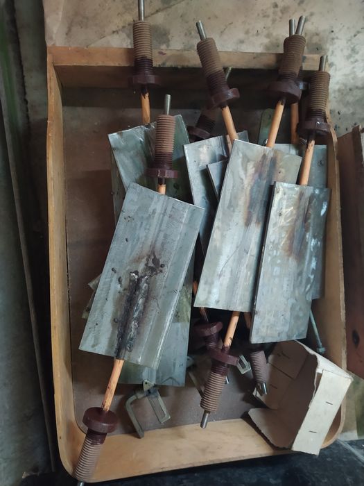 Катоды аноды для ванн, сульфоуголь, концевой выключатель ВК 200 Г 2