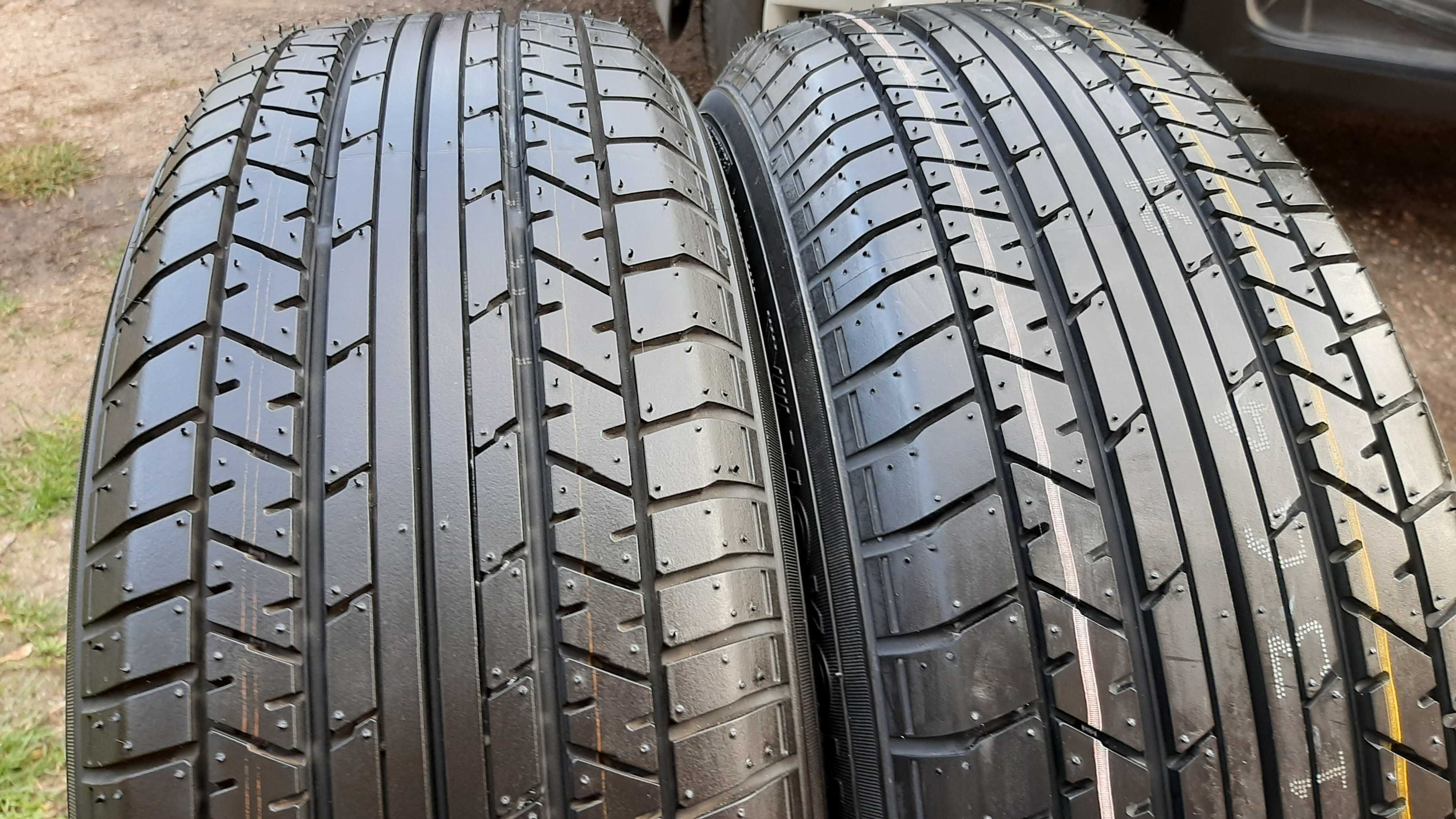 Резина літня Yokohama 215/60 R17 нова 2шт пара