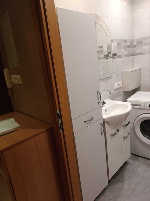 Meble łazienkowe, szafka+ słupek+ szafka z umywalką