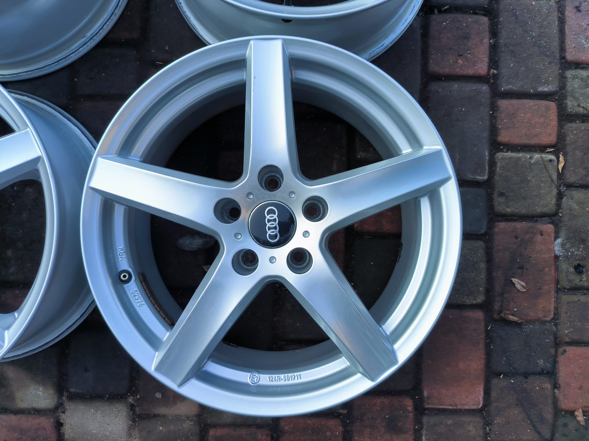 Felgi aluminiowe 17 Audi A3 A4 A5 A6 TT Q3 Q5 5x112