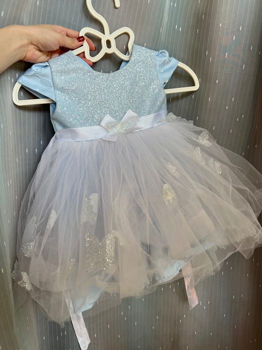 Святкове плаття для дівчинки