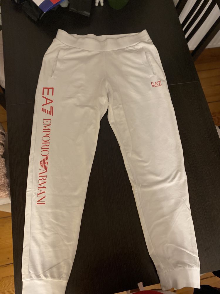 Spodnie dresowe Emporio Armani EA7