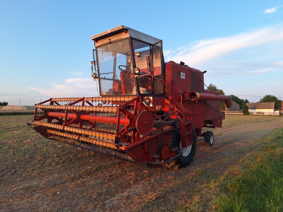 Sprzedam Kombajn Bizon Z056