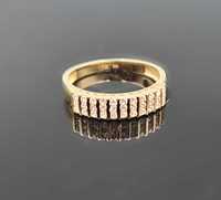 Złoty pierścionek z cyrkoniami 585 - 14