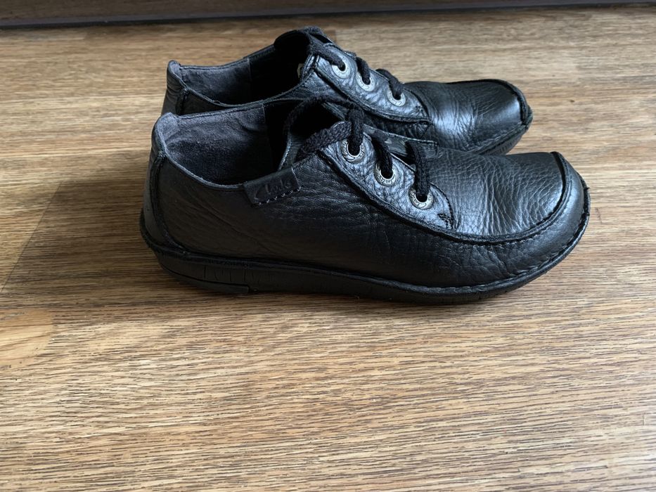 Шкіряні туфлі Clarks р.41 чорні жіночі осінні кларкс женские туфли
