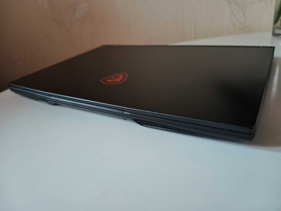 MSI GF63 Thin 10SC i5-10300H 16G nVIDIA GTX1650Max-Q 4Gb SSD512Gb 60Hz