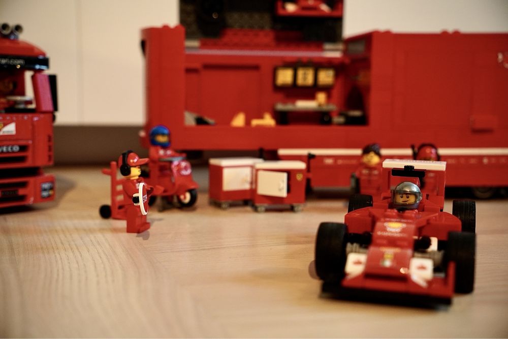 LEGO 75913 Speed Champions Ferrari Ciężarówka i Bolid