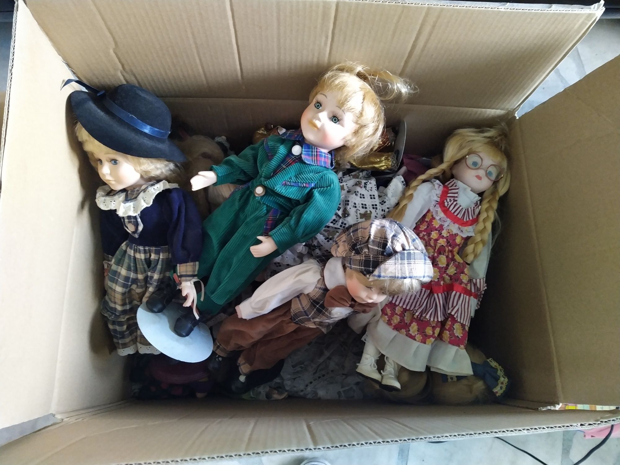 Bonecas bonecos de porcelana antigas colecção