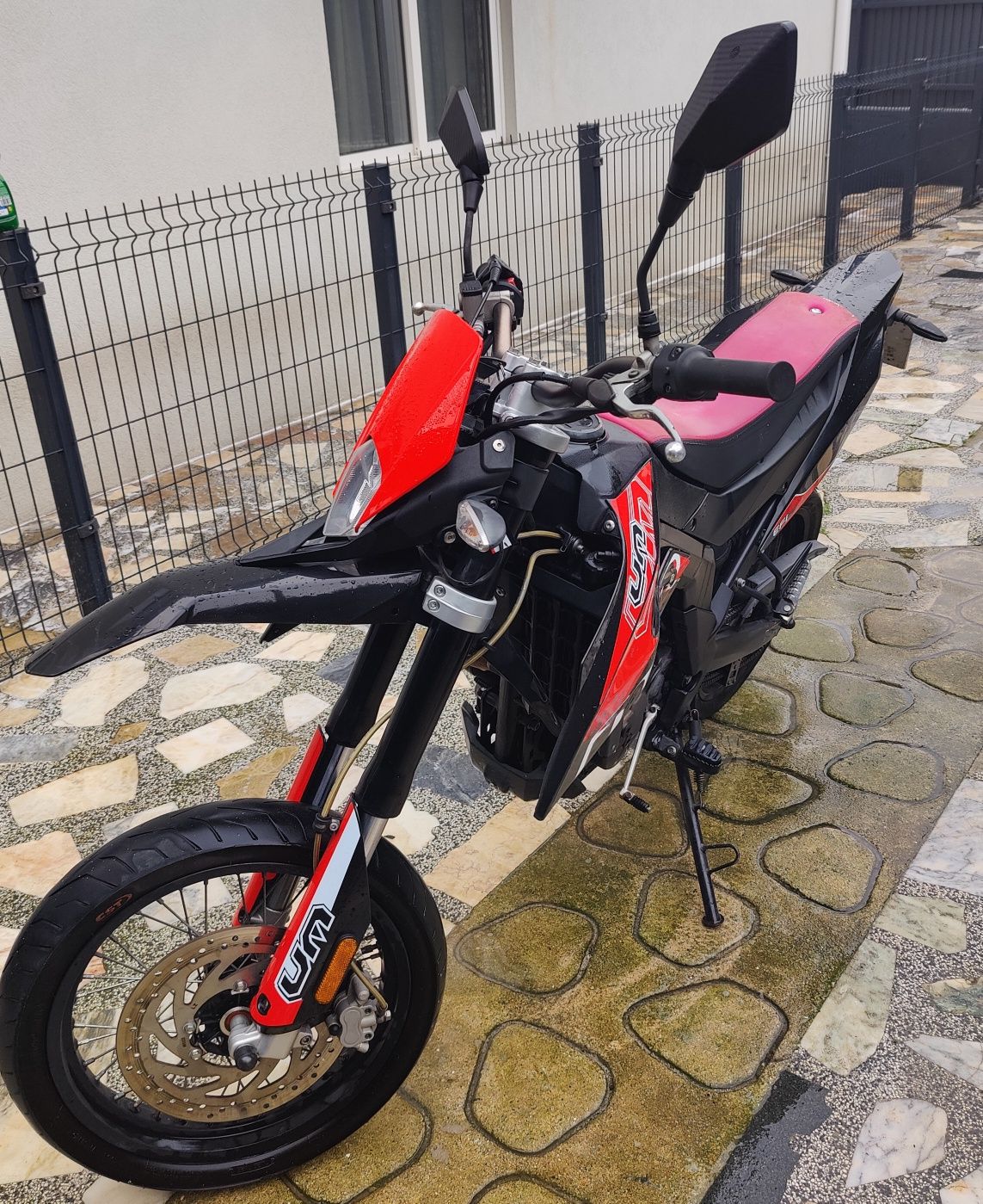 Mota UM DSR 125 SM