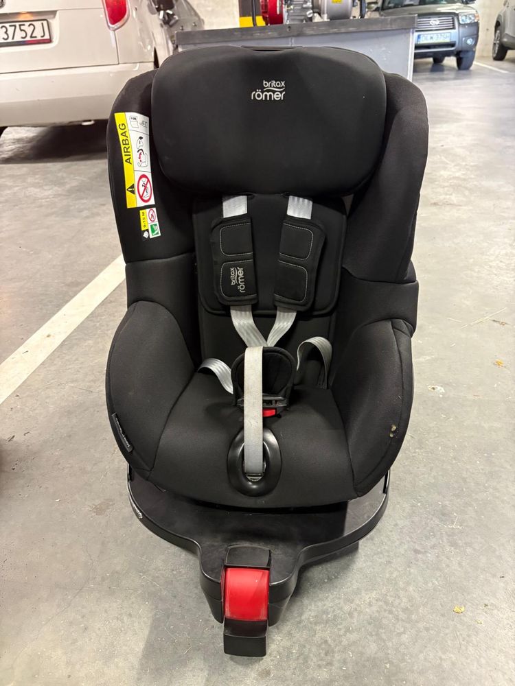 Britax Dualfix M iSize Fotelik RWF 0-18kg 61-105cm
