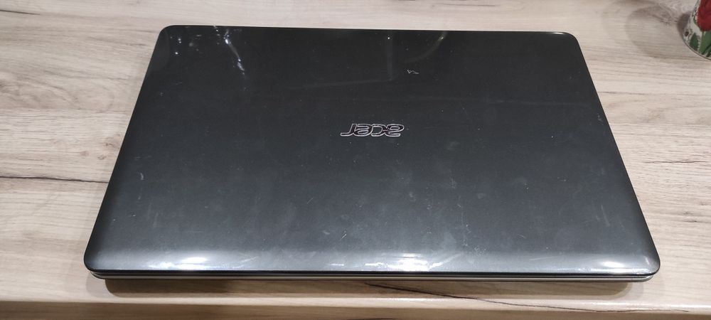 Продам ноутбук Acer Е1-571g 710 Nvidia як новий
