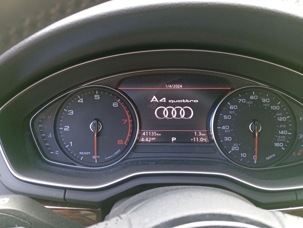Audi a4 2019 рік