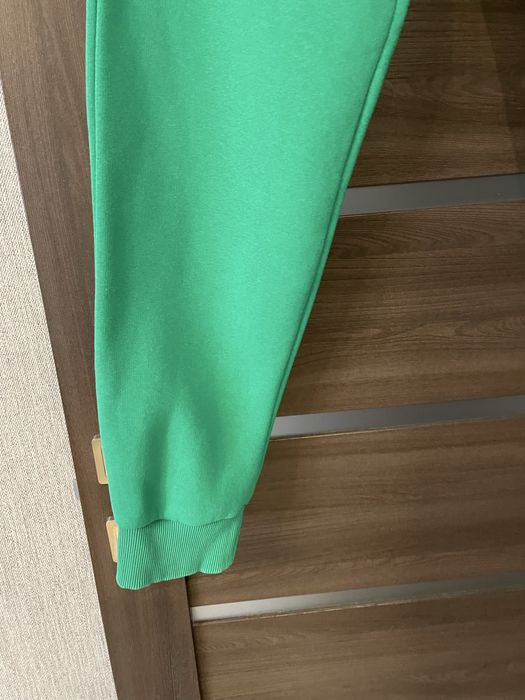 Костюм жіночий утеплений.