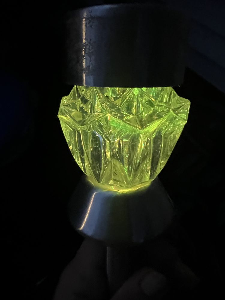 Lampka solar multikolor diament